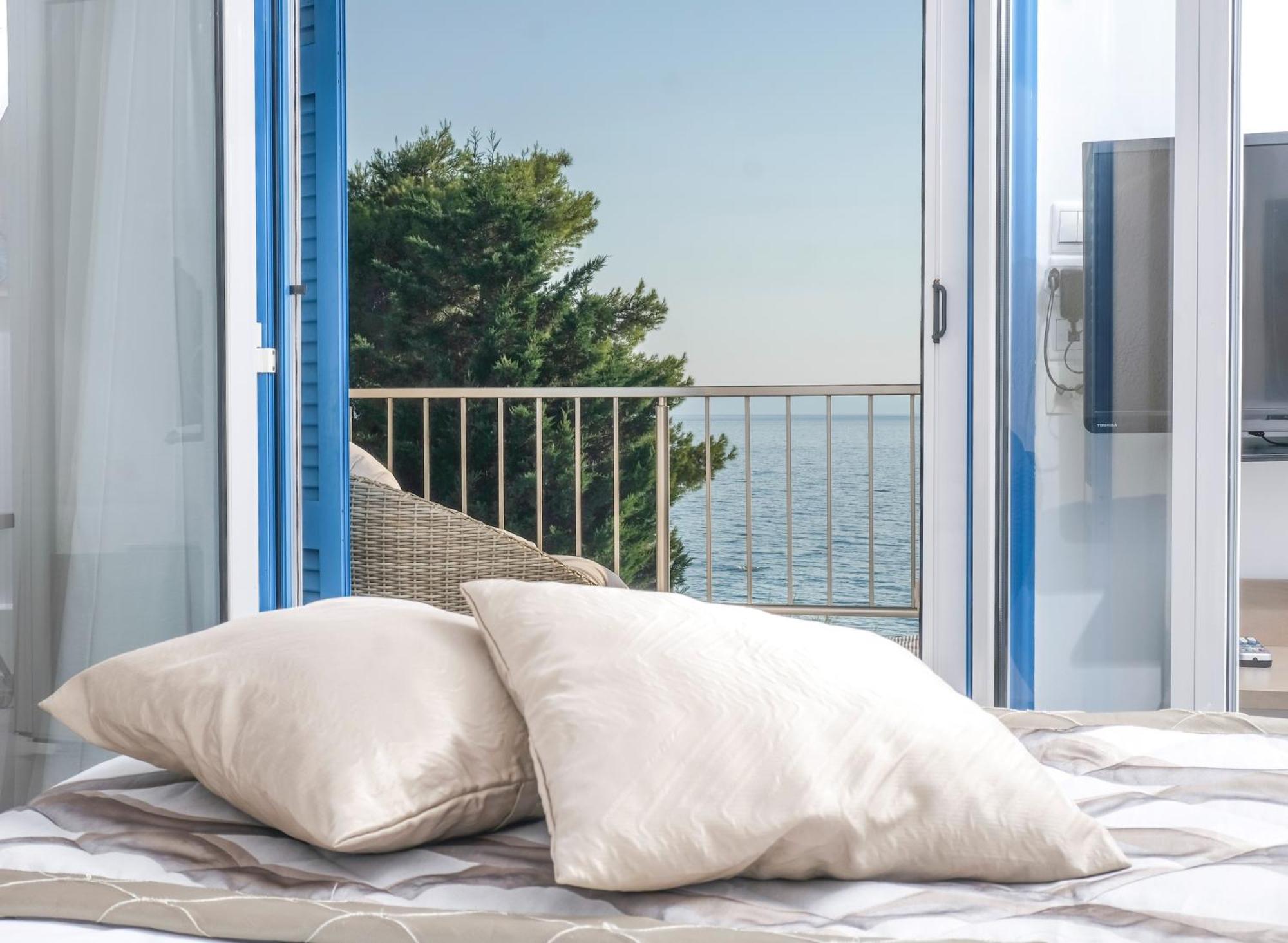 Acrotel Athena Villa Elia Nikitis Exteriér fotografie